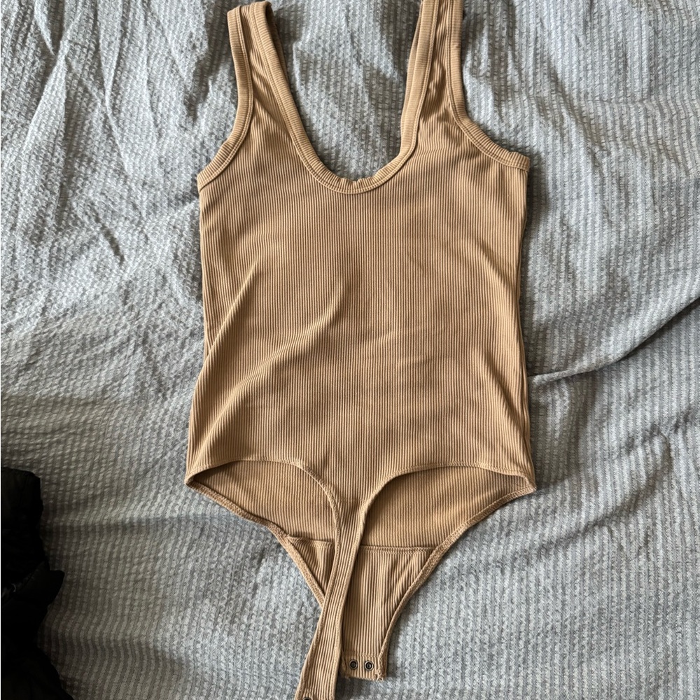 Abercrombie Tan Ribbed Tank Top NWOT - Picture 5 of 6